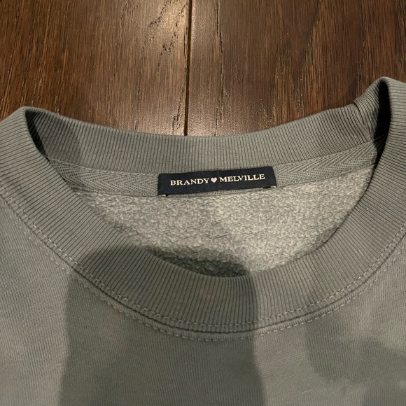 Vintage Crewneck - Picture 2 of 3